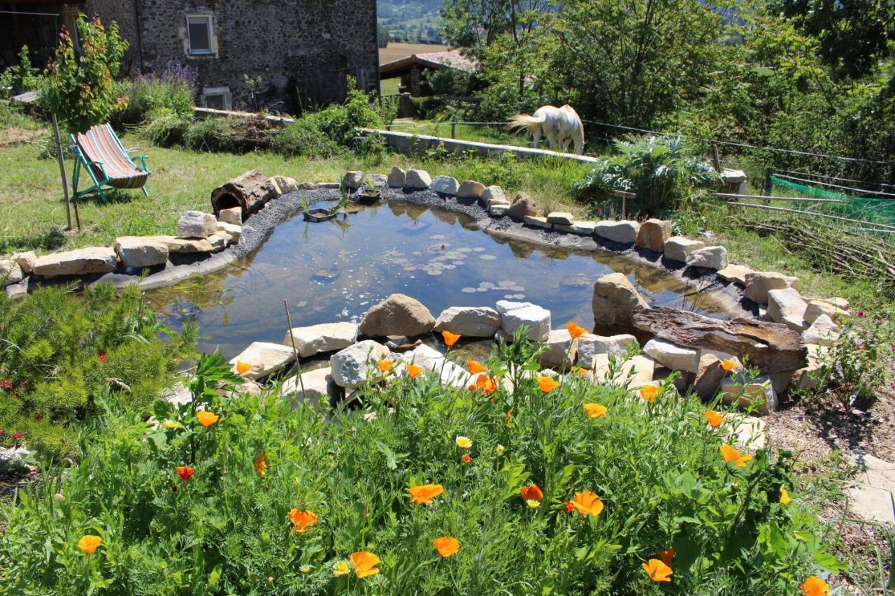 Bed and Breakfast L'Attrape Reve Saint-Vincent-de-Barres Exteriér fotografie